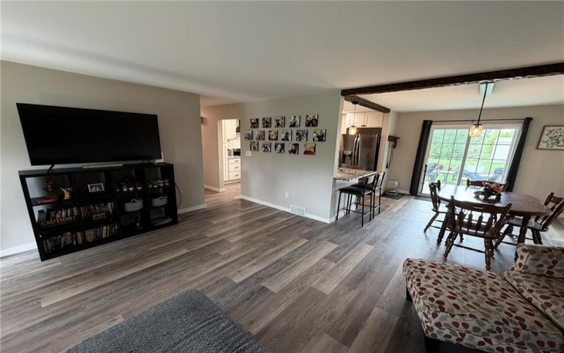 107 Hillcrest Rd, Eighty Four, 15330, 4 Bedrooms Bedrooms, 10 Rooms Rooms,2 BathroomsBathrooms,Residential,For Sale,Hillcrest Rd,1751604