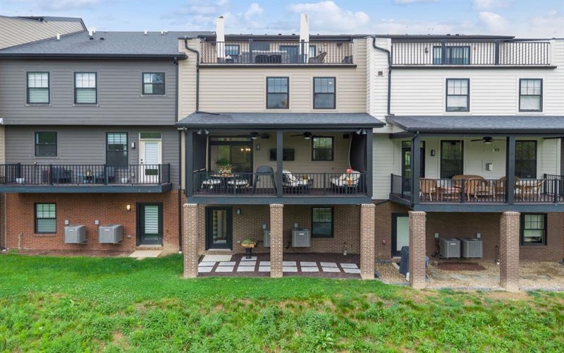 335 Azalea DRIVE, Venetia, 15367, 3 Bedrooms Bedrooms, ,2.3 BathroomsBathrooms,Residential,For Sale,Azalea,1751645