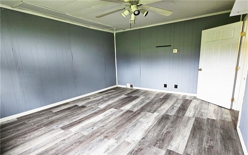 10 Eggers Ave, Belle Vernon, 15012, 2 Bedrooms Bedrooms, 5 Rooms Rooms,1 BathroomBathrooms,Residential,For Sale,Eggers Ave,1751680