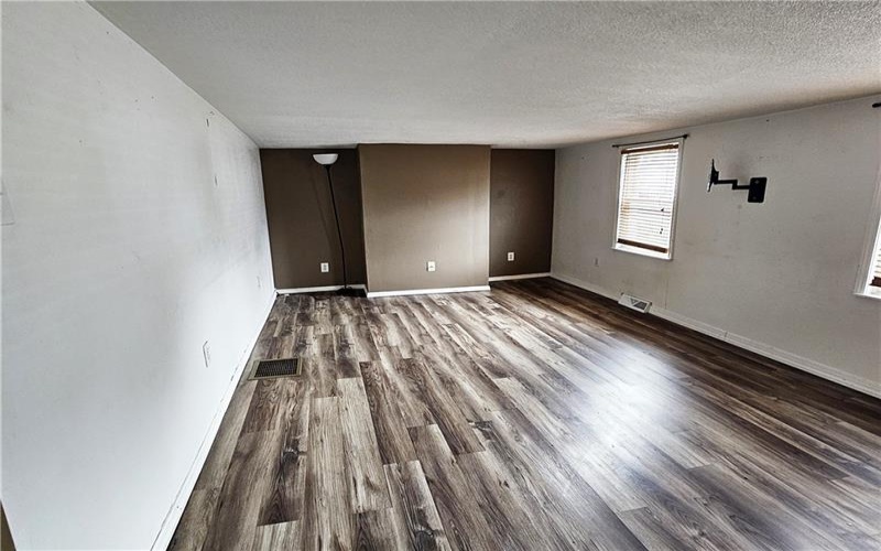 10 Eggers Ave, Belle Vernon, 15012, 2 Bedrooms Bedrooms, 5 Rooms Rooms,1 BathroomBathrooms,Residential,For Sale,Eggers Ave,1751680