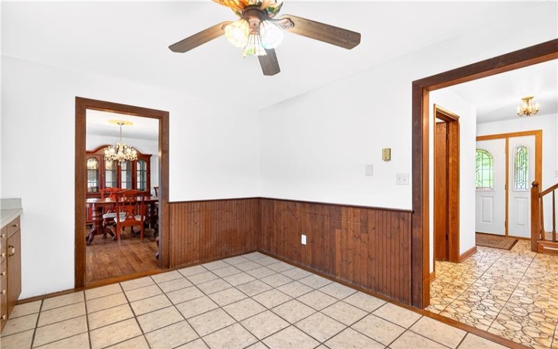 709 Vernon Dr, Rostraver Township, 15012, 4 Bedrooms Bedrooms, 10 Rooms Rooms,2.1 BathroomsBathrooms,Residential,For Sale,Vernon Dr,1751497
