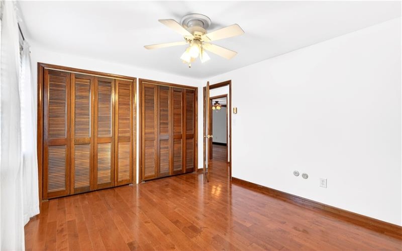 709 Vernon Dr, Rostraver Township, 15012, 4 Bedrooms Bedrooms, 10 Rooms Rooms,2.1 BathroomsBathrooms,Residential,For Sale,Vernon Dr,1751497