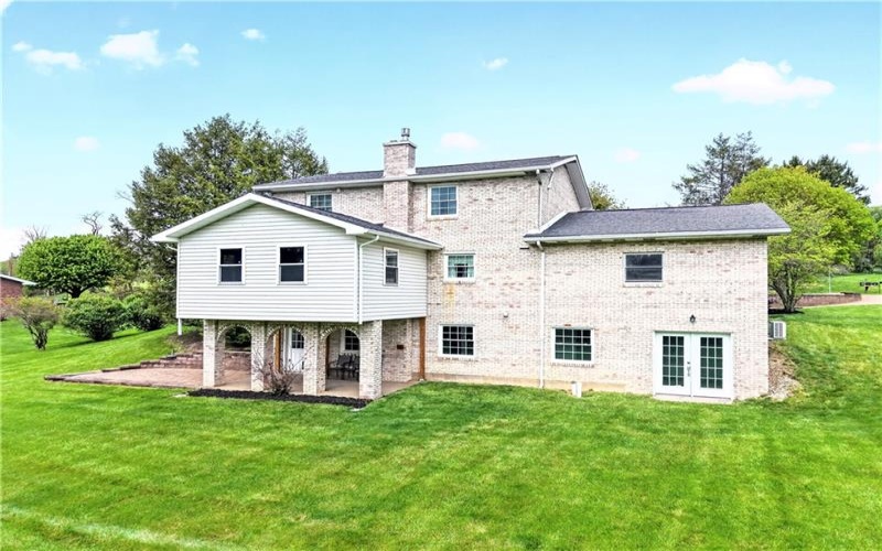 709 Vernon Dr, Rostraver Township, 15012, 4 Bedrooms Bedrooms, 10 Rooms Rooms,2.1 BathroomsBathrooms,Residential,For Sale,Vernon Dr,1751497