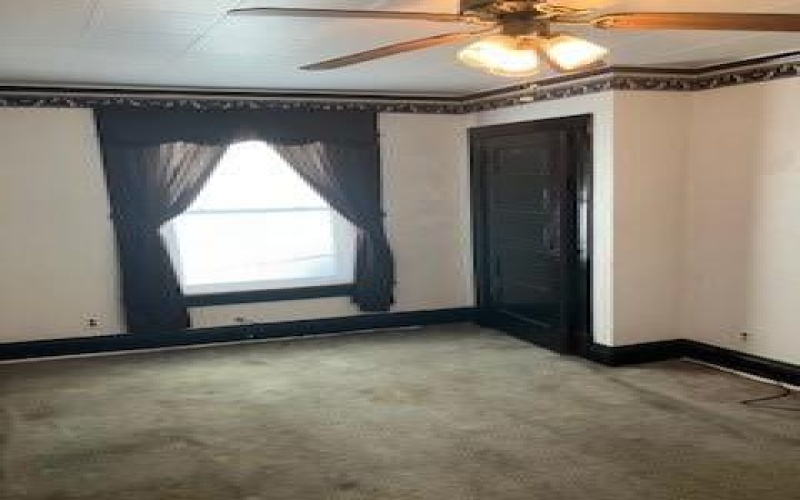 112 Lincoln Avenue, Charleroi, 15022, 4 Bedrooms Bedrooms, ,2 BathroomsBathrooms,Residential,For Sale,Lincoln Avenue,1751711