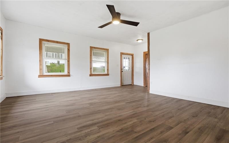 95 Main St, West Middletown, 15379, 3 Bedrooms Bedrooms, 9 Rooms Rooms,1.1 BathroomsBathrooms,Residential,For Sale,Main St,1745986