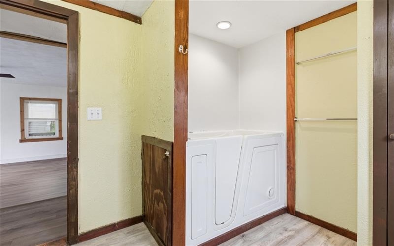95 Main St, West Middletown, 15379, 3 Bedrooms Bedrooms, 9 Rooms Rooms,1.1 BathroomsBathrooms,Residential,For Sale,Main St,1745986