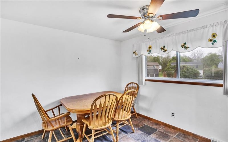 217 Eleanor Drive, Latrobe, 15650, 3 Bedrooms Bedrooms, 8 Rooms Rooms,2 BathroomsBathrooms,Residential,For Sale,Eleanor Drive,1751722