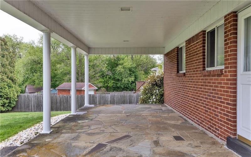 217 Eleanor Drive, Latrobe, 15650, 3 Bedrooms Bedrooms, 8 Rooms Rooms,2 BathroomsBathrooms,Residential,For Sale,Eleanor Drive,1751722