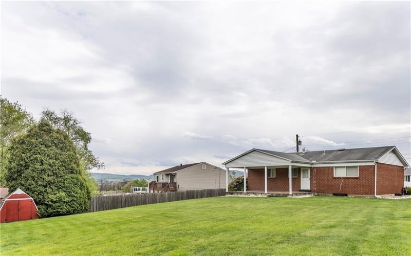 217 Eleanor Drive, Latrobe, 15650, 3 Bedrooms Bedrooms, 8 Rooms Rooms,2 BathroomsBathrooms,Residential,For Sale,Eleanor Drive,1751722