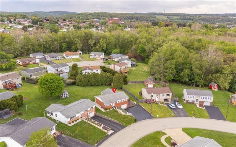 217 Eleanor Drive, Latrobe, 15650, 3 Bedrooms Bedrooms, 8 Rooms Rooms,2 BathroomsBathrooms,Residential,For Sale,Eleanor Drive,1751722