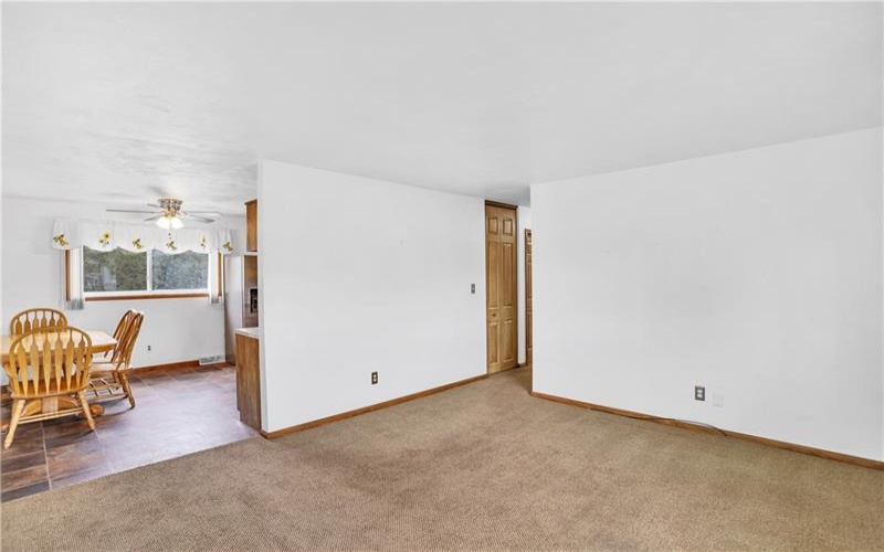 217 Eleanor Drive, Latrobe, 15650, 3 Bedrooms Bedrooms, 8 Rooms Rooms,2 BathroomsBathrooms,Residential,For Sale,Eleanor Drive,1751722