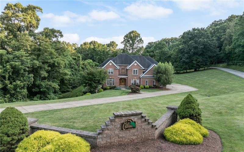 3424 Lashan Drive, Murrysville, 15668, 4 Bedrooms Bedrooms, 11 Rooms Rooms,4.1 BathroomsBathrooms,Residential,For Sale,Lashan Drive,1746348