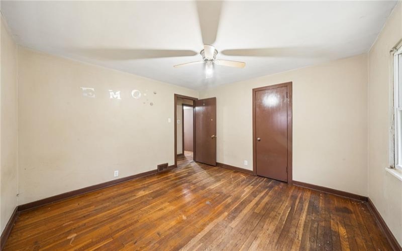 577 ISABELLA, CHARLEROI, 15022, 2 Bedrooms Bedrooms, 4 Rooms Rooms,1 BathroomBathrooms,Residential,For Sale,ISABELLA,1751756