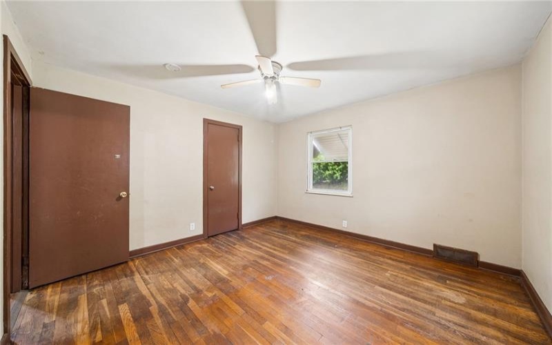 577 ISABELLA, CHARLEROI, 15022, 2 Bedrooms Bedrooms, 4 Rooms Rooms,1 BathroomBathrooms,Residential,For Sale,ISABELLA,1751756
