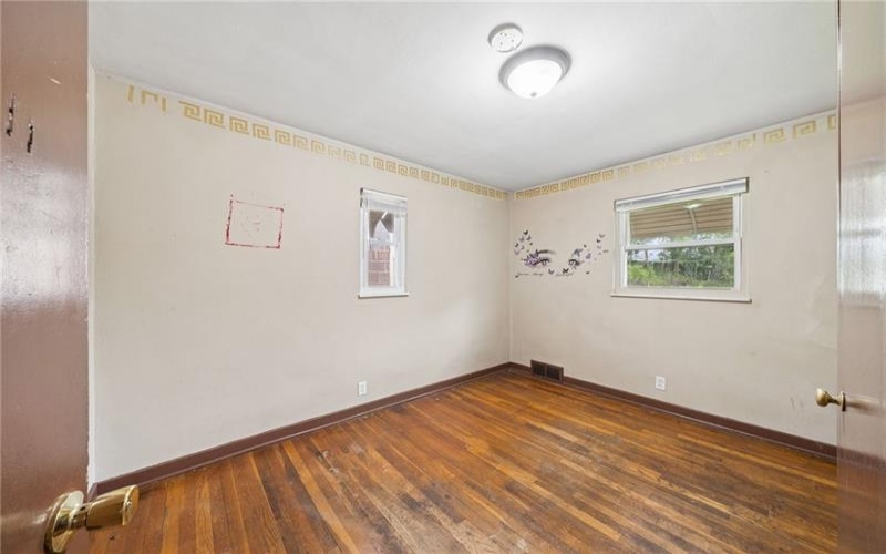 577 ISABELLA, CHARLEROI, 15022, 2 Bedrooms Bedrooms, 4 Rooms Rooms,1 BathroomBathrooms,Residential,For Sale,ISABELLA,1751756