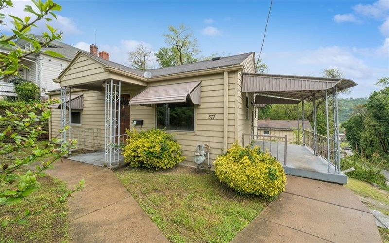 577 ISABELLA, CHARLEROI, 15022, 2 Bedrooms Bedrooms, 4 Rooms Rooms,1 BathroomBathrooms,Residential,For Sale,ISABELLA,1751756