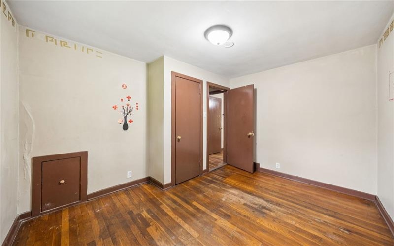 577 ISABELLA, CHARLEROI, 15022, 2 Bedrooms Bedrooms, 4 Rooms Rooms,1 BathroomBathrooms,Residential,For Sale,ISABELLA,1751756
