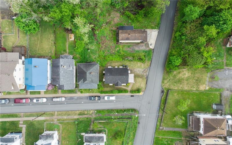 577 ISABELLA, CHARLEROI, 15022, 2 Bedrooms Bedrooms, 4 Rooms Rooms,1 BathroomBathrooms,Residential,For Sale,ISABELLA,1751756