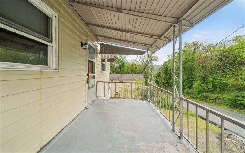 577 ISABELLA, CHARLEROI, 15022, 2 Bedrooms Bedrooms, 4 Rooms Rooms,1 BathroomBathrooms,Residential,For Sale,ISABELLA,1751756
