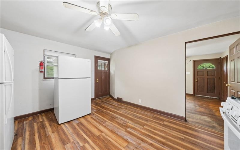 577 ISABELLA, CHARLEROI, 15022, 2 Bedrooms Bedrooms, 4 Rooms Rooms,1 BathroomBathrooms,Residential,For Sale,ISABELLA,1751756