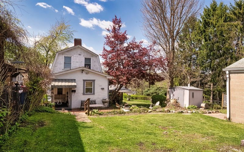 1117 Ross AVENUE, New Kensington, 15068, 3 Bedrooms Bedrooms, 6 Rooms Rooms,2.1 BathroomsBathrooms,Residential,For Sale,Ross,1751764