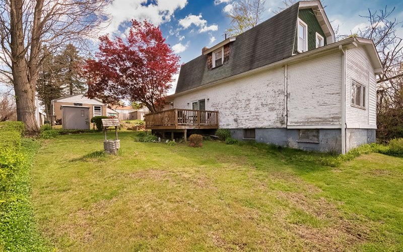 1117 Ross AVENUE, New Kensington, 15068, 3 Bedrooms Bedrooms, 6 Rooms Rooms,2.1 BathroomsBathrooms,Residential,For Sale,Ross,1751764