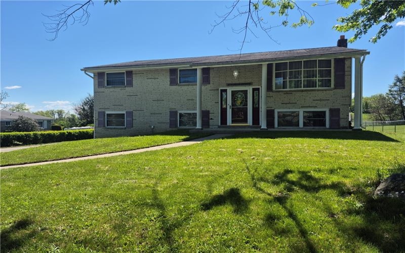 22 Glennis Dr, Greensburg, 15601, 3 Bedrooms Bedrooms, 7 Rooms Rooms,2 BathroomsBathrooms,Residential,For Sale,Glennis Dr,1751768