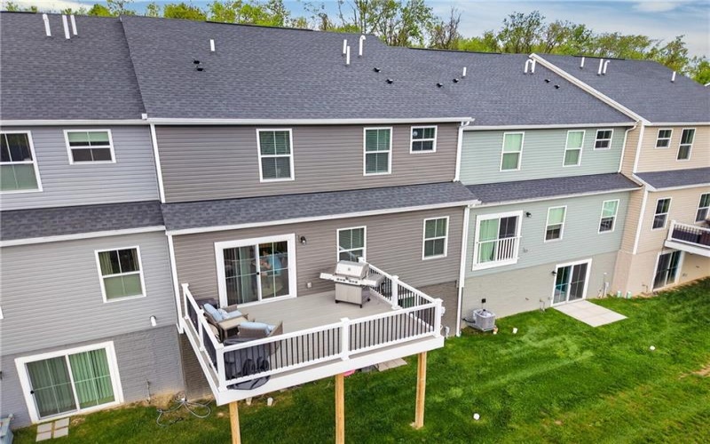 471 Dogwood Ln, Mc Donald, 15057, 3 Bedrooms Bedrooms, 8 Rooms Rooms,2.1 BathroomsBathrooms,Residential,For Sale,Dogwood Ln,1751769