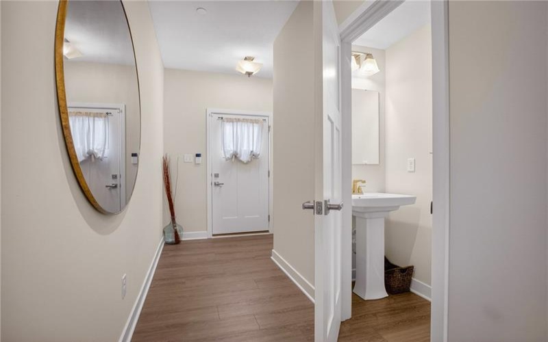 471 Dogwood Ln, Mc Donald, 15057, 3 Bedrooms Bedrooms, 8 Rooms Rooms,2.1 BathroomsBathrooms,Residential,For Sale,Dogwood Ln,1751769
