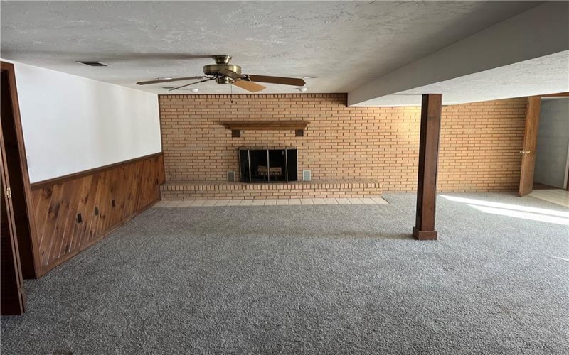 1014 Jefferson Ave, Jeannette, 15644, 3 Bedrooms Bedrooms, 10 Rooms Rooms,2.1 BathroomsBathrooms,Residential,For Sale,Jefferson Ave,1733730