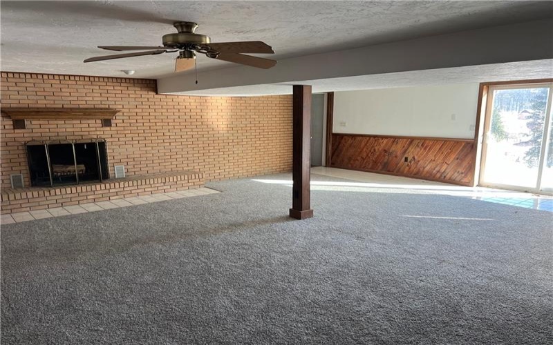 1014 Jefferson Ave, Jeannette, 15644, 3 Bedrooms Bedrooms, 10 Rooms Rooms,2.1 BathroomsBathrooms,Residential,For Sale,Jefferson Ave,1733730