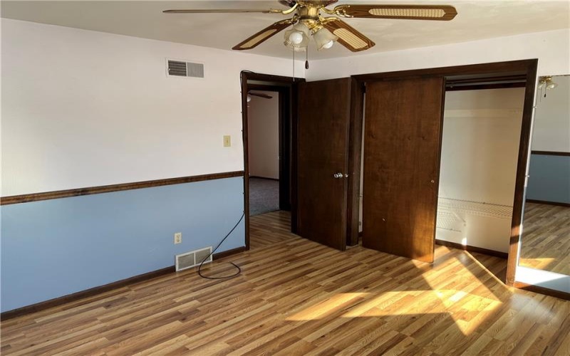 1014 Jefferson Ave, Jeannette, 15644, 3 Bedrooms Bedrooms, 10 Rooms Rooms,2.1 BathroomsBathrooms,Residential,For Sale,Jefferson Ave,1733730