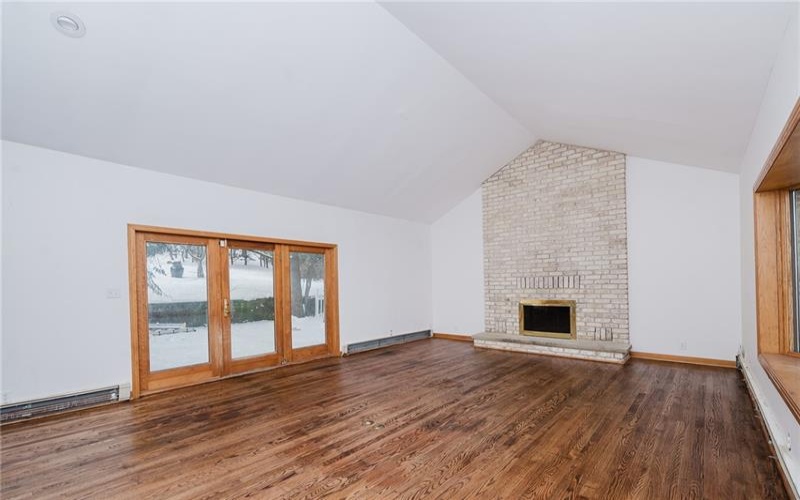 388 High St, Somerset, 15501, 3 Bedrooms Bedrooms, ,2 BathroomsBathrooms,Residential,For Sale,High St,1735232