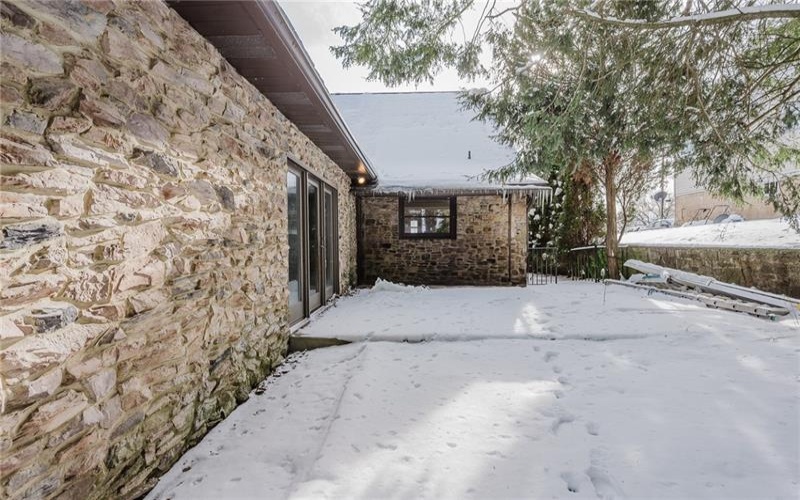 388 High St, Somerset, 15501, 3 Bedrooms Bedrooms, ,2 BathroomsBathrooms,Residential,For Sale,High St,1735232
