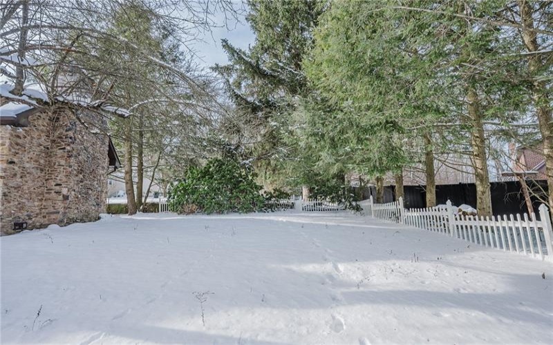 388 High St, Somerset, 15501, 3 Bedrooms Bedrooms, ,2 BathroomsBathrooms,Residential,For Sale,High St,1735232