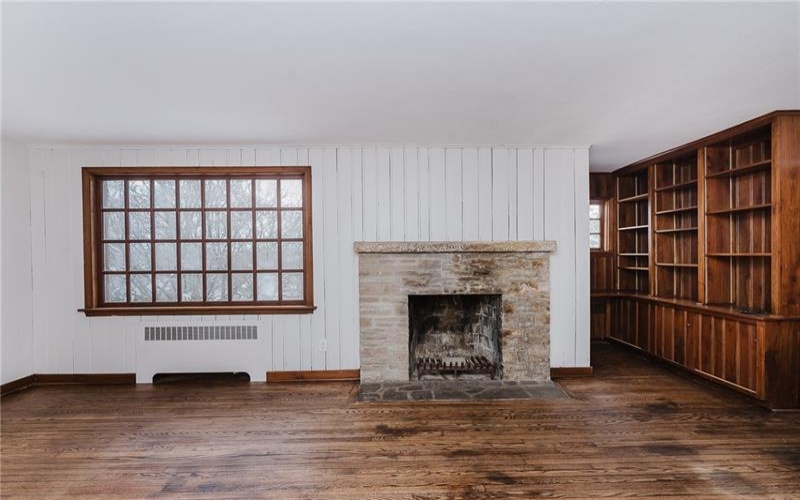 388 High St, Somerset, 15501, 3 Bedrooms Bedrooms, ,2 BathroomsBathrooms,Residential,For Sale,High St,1735232