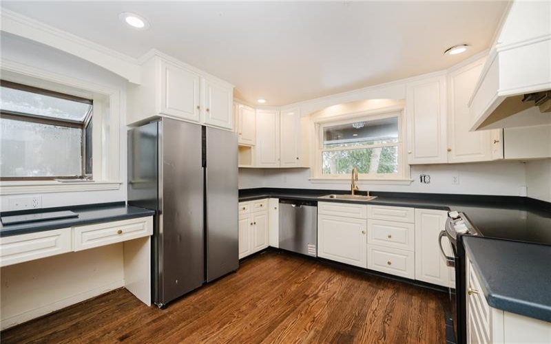 388 High St, Somerset, 15501, 3 Bedrooms Bedrooms, ,2 BathroomsBathrooms,Residential,For Sale,High St,1735232