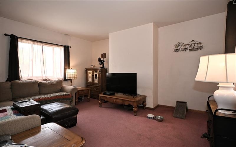 308 LINCOLN AVE, MCDONALD, 15057, 2 Bedrooms Bedrooms, 7 Rooms Rooms,2 BathroomsBathrooms,Residential,For Sale,LINCOLN AVE,1751786