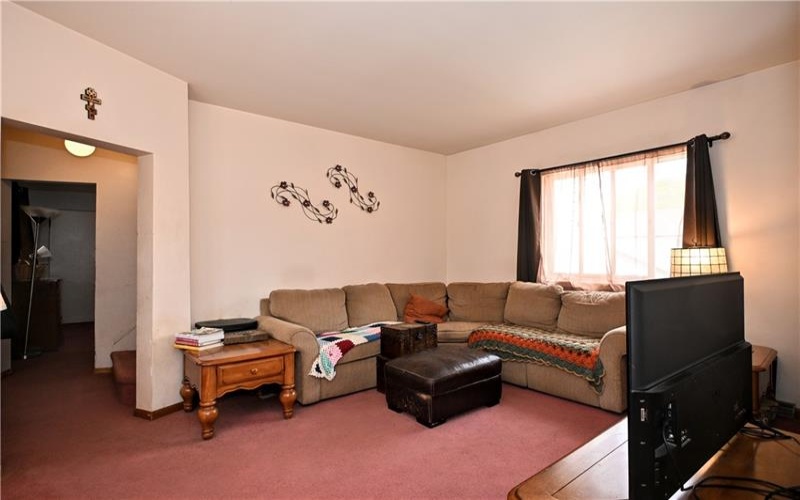 308 LINCOLN AVE, MCDONALD, 15057, 2 Bedrooms Bedrooms, 7 Rooms Rooms,2 BathroomsBathrooms,Residential,For Sale,LINCOLN AVE,1751786