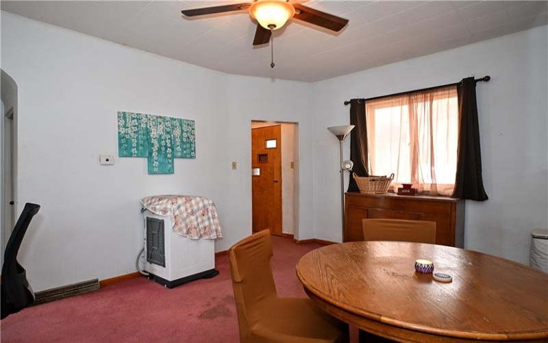 308 LINCOLN AVE, MCDONALD, 15057, 2 Bedrooms Bedrooms, 7 Rooms Rooms,2 BathroomsBathrooms,Residential,For Sale,LINCOLN AVE,1751786