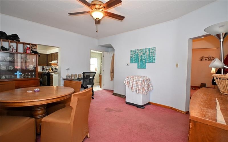 308 LINCOLN AVE, MCDONALD, 15057, 2 Bedrooms Bedrooms, 7 Rooms Rooms,2 BathroomsBathrooms,Residential,For Sale,LINCOLN AVE,1751786