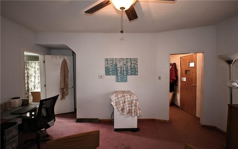 308 LINCOLN AVE, MCDONALD, 15057, 2 Bedrooms Bedrooms, 7 Rooms Rooms,2 BathroomsBathrooms,Residential,For Sale,LINCOLN AVE,1751786