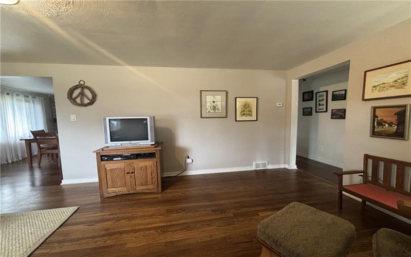 4707 Nob Hill Dr, Murrysville, 15668, 3 Bedrooms Bedrooms, ,1.2 BathroomsBathrooms,Lease,For Rent,Nob Hill Dr,1751888