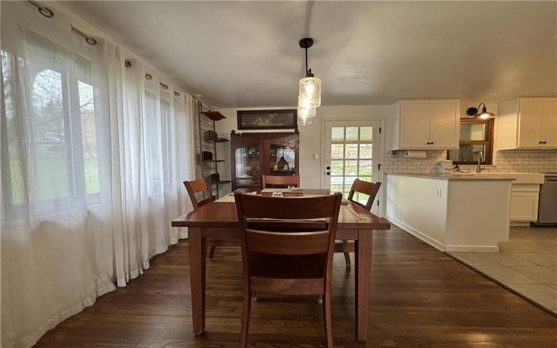 4707 Nob Hill Dr, Murrysville, 15668, 3 Bedrooms Bedrooms, ,1.2 BathroomsBathrooms,Lease,For Rent,Nob Hill Dr,1751888