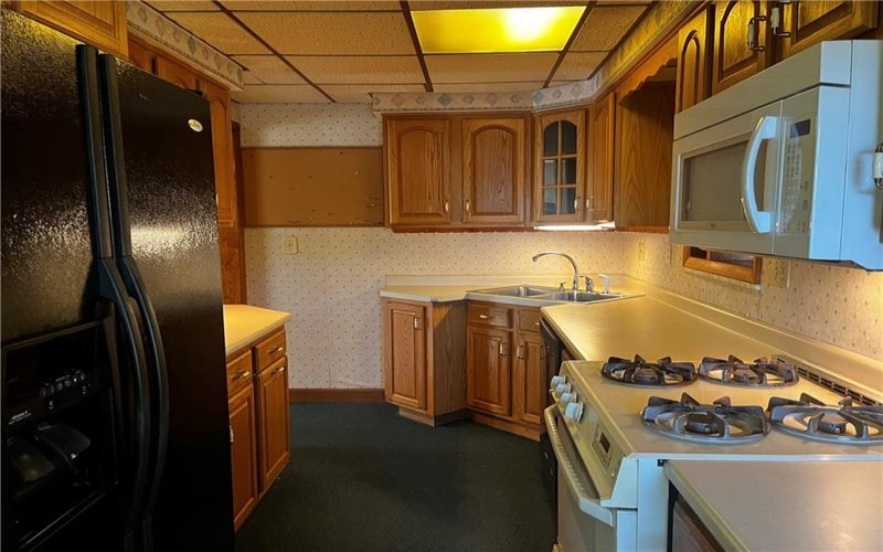 560 Sells Ln, Greensburg, 15601, 3 Bedrooms Bedrooms, 6 Rooms Rooms,1.1 BathroomsBathrooms,Residential,For Sale,Sells Ln,1751939