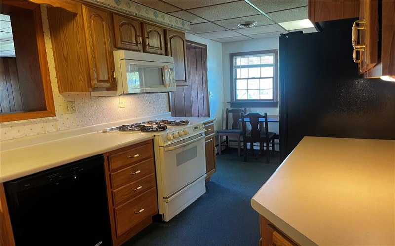 560 Sells Ln, Greensburg, 15601, 3 Bedrooms Bedrooms, 6 Rooms Rooms,1.1 BathroomsBathrooms,Residential,For Sale,Sells Ln,1751939