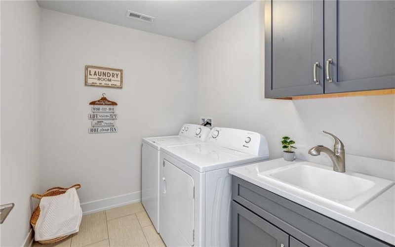 153 Wild Briar Drive, Venetia, 15361, 4 Bedrooms Bedrooms, 9 Rooms Rooms,2.1 BathroomsBathrooms,Residential,For Sale,Wild Briar Drive,1751811