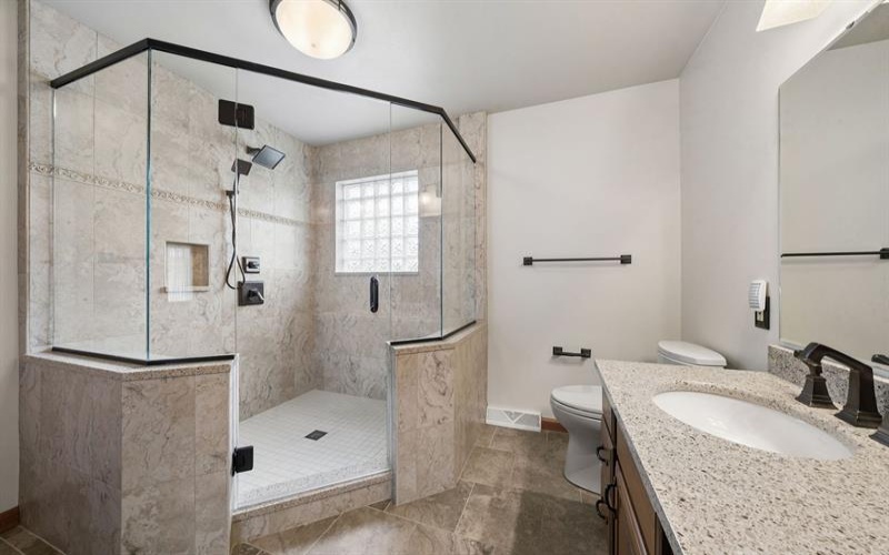9470 Pembroke CIRCLE, Irwin, 15642, 4 Bedrooms Bedrooms, 12 Rooms Rooms,3.1 BathroomsBathrooms,Residential,For Sale,Pembroke,1751918