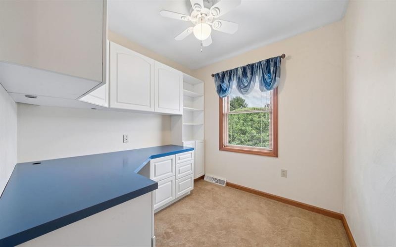 9470 Pembroke CIRCLE, Irwin, 15642, 4 Bedrooms Bedrooms, 12 Rooms Rooms,3.1 BathroomsBathrooms,Residential,For Sale,Pembroke,1751918