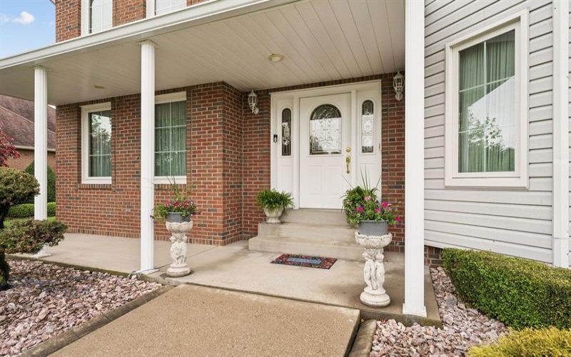 9470 Pembroke CIRCLE, Irwin, 15642, 4 Bedrooms Bedrooms, 12 Rooms Rooms,3.1 BathroomsBathrooms,Residential,For Sale,Pembroke,1751918